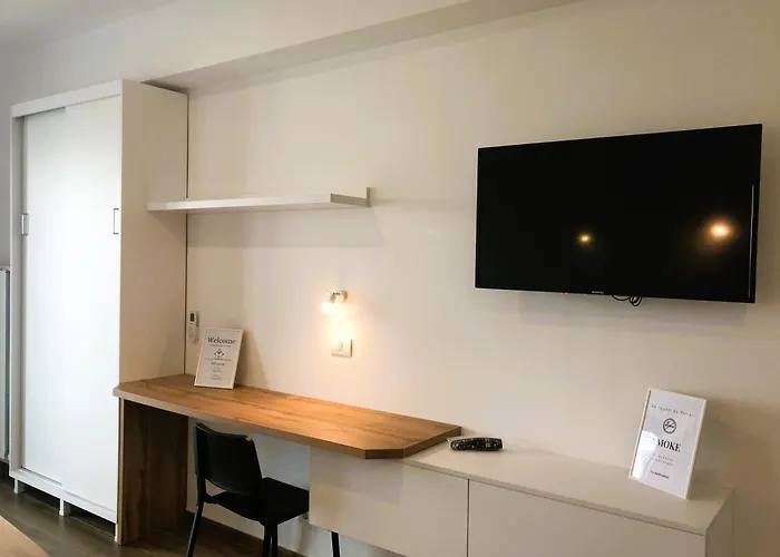 Mamaia's Minimalist Loft Διαμέρισμα