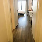 Apartment Mamaia's Minimalist Loft Mamaia